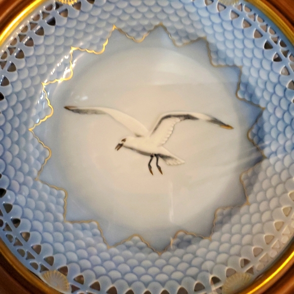 Limited Edition 1978 Bing & Grondahl Seagull Anniversary Plate with Lattice Work - Picture 4 of 4
